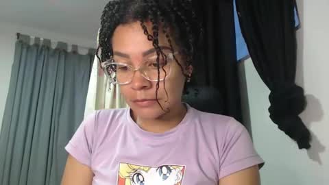 Shayna online show from December 30, 11:04 am