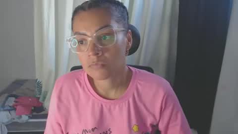 Shayna online show from January 19, 9:34 pm