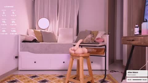 Laura c online show from January 12, 6:49 am