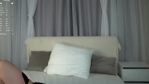 sheenagear online show from November 20, 1:11 pm