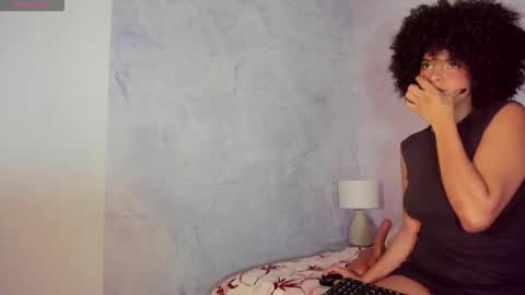 sheeylopez online show from November 30, 3:10 am