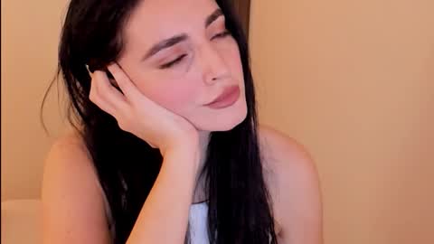 Snapshot of sheisallthat chatting on November 26, 2:45 am sheisallthat online show from November 26, 2:45 am