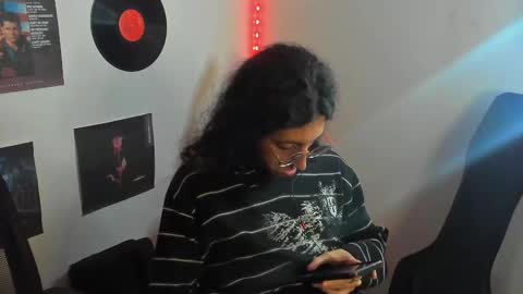 shelby__loveshow online show from February 18, 5:53 am