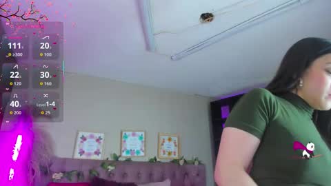 Snapshot of shelby_carson chatting on October 29, 1:30 am Shelby cute online show from October 29, 1:30 am