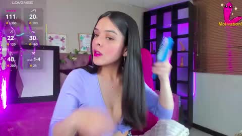 Snapshot of shelby_carson chatting on November 20, 12:49 pm Shelby cute online show from November 20, 12:49 pm