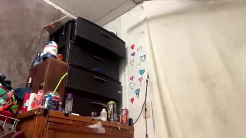 Shelby holes online show from October 29, 4:37 am