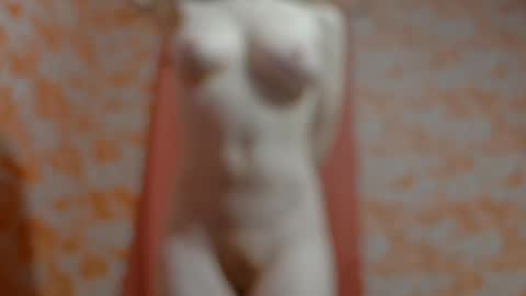 Snapshot of shelikessoymilk chatting on December 16, 4:02 am Erika online show from December 16, 4:02 am