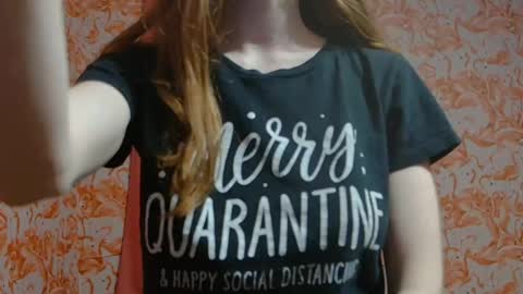 Snapshot of shelikessoymilk chatting on December 24, 3:16 am Erika online show from December 24, 3:16 am