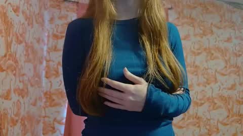 Snapshot of shelikessoymilk chatting on October 23, 5:55 pm Erika online show from October 23, 5:55 pm