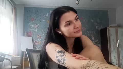 Mila online show from November 24, 8:25 am