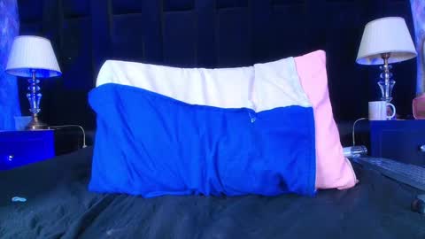 Shelsy online show from February 1, 2:56 pm