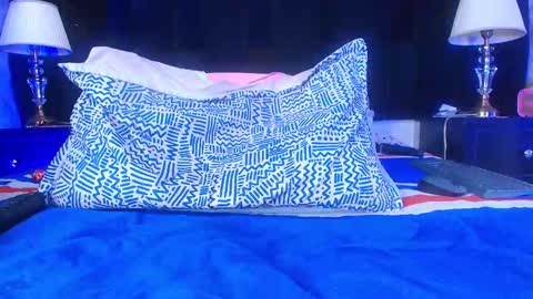 Shelsy online show from February 13, 5:54 pm