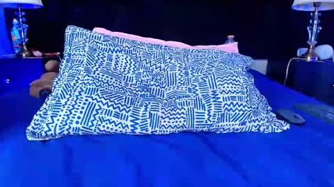 Shelsy online show from March 5, 3:07 pm