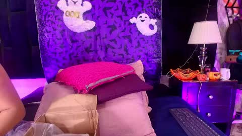 Shelsy online show from October 28, 11:58 am