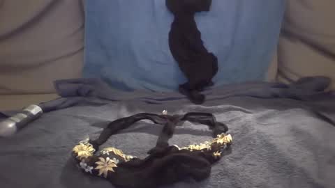 Snapshot of sheriff_luckyluke chatting on February 7, 9:58 pm sheriff_luckyluke online show from February 7, 9:58 pm