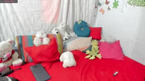  Maria Saenz online show from December 7, 12:13 pm