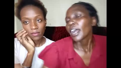 lovine online show from December 18, 12:33 pm