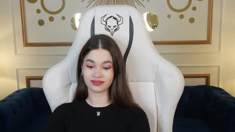 Sheryl online show from December 4, 12:25 pm