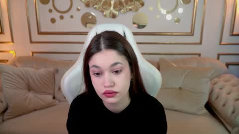 Sheryl online show from January 6, 11:51 am