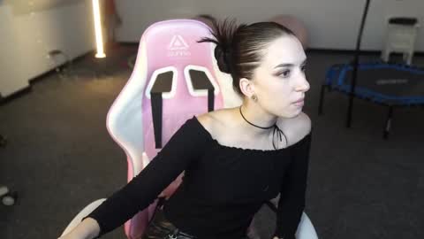 Sheryl online show from September 18, 10:28 am