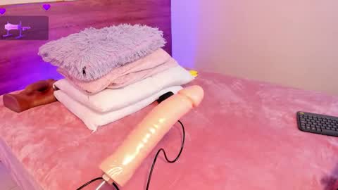 Sheryl Rose  online show from September 12, 10:54 pm