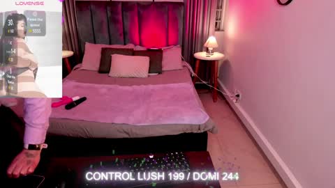 Sheyla online show from December 18, 4:31 am