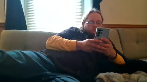 Snapshot of shifty885 chatting on November 9, 7:45 pm shifty885 online show from November 9, 7:45 pm