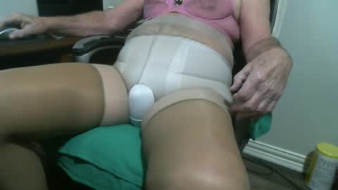 shine66shine online show from January 29, 9:39 pm