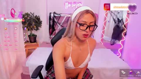shinedark_tay online show from October 23, 2:44 am