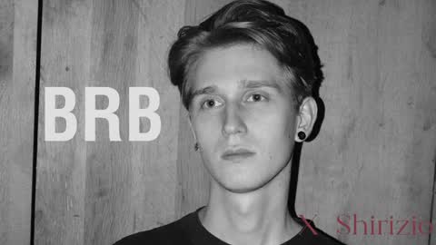 Snapshot of shirizo chatting on December 1, 10:43 pm Matthew online show from December 1, 10:43 pm