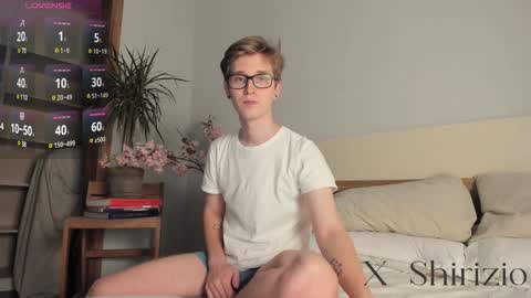 Snapshot of shirizo chatting on December 8, 4:39 pm Matthew online show from December 8, 4:39 pm