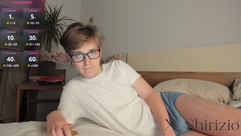 Snapshot of shirizo chatting on December 9, 9:26 pm Matthew online show from December 9, 9:26 pm