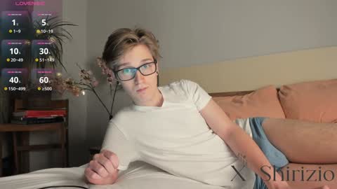 Snapshot of shirizo chatting on December 21, 3:42 pm Matthew online show from December 21, 3:42 pm