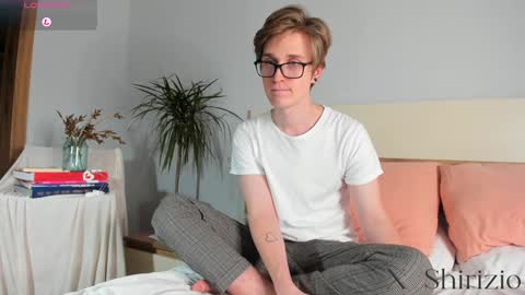 Snapshot of shirizo chatting on January 28, 5:35 pm Matthew online show from January 28, 5:35 pm