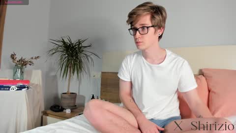 Snapshot of shirizo chatting on February 5, 6:37 pm Matthew online show from February 5, 6:37 pm