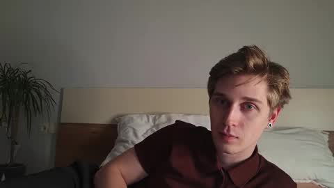 Snapshot of shirizo chatting on October 9, 10:19 pm Matthew online show from October 9, 10:19 pm