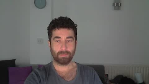 Snapshot of shoemaker333 chatting on December 4, 12:03 pm shoemaker online show from December 4, 12:03 pm