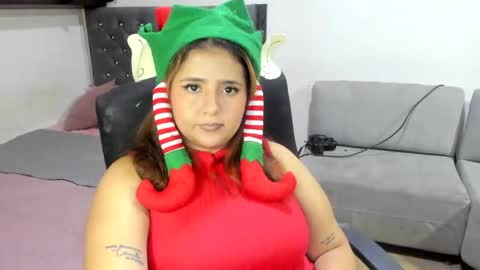 Shofia Beltran online show from December 4, 12:19 am