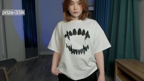 Snapshot of shoggothy chatting on December 14, 12:44 am Agatha online show from December 14, 12:44 am