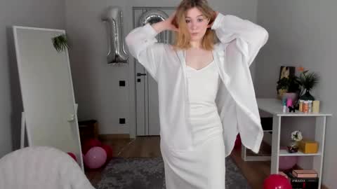 Snapshot of shoggothy chatting on October 10, 1:32 pm Agatha online show from October 10, 1:32 pm