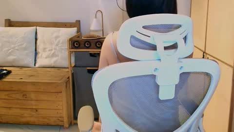 Snapshot of shootingcumts chatting on December 17, 1:22 am Mori online show from December 17, 1:22 am