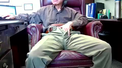 nikolas send dm for an appointment online show from February 28, 5:26 pm