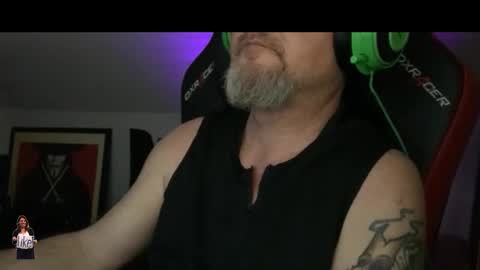 Snapshot of shotcaller411 chatting on January 23, 6:39 am shotcaller411 online show from January 23, 6:39 am