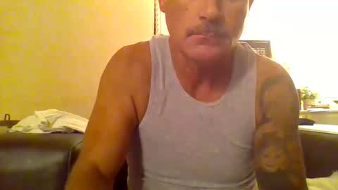 Red4040 online show from November 9, 2:43 am