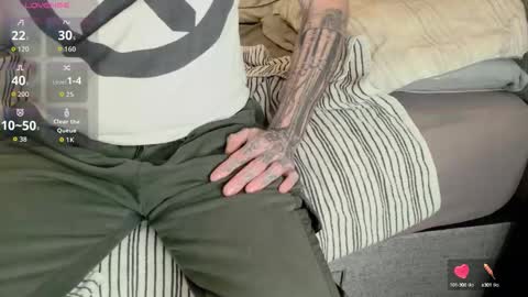 showofjay online show from September 20, 12:39 pm