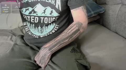 showofjay online show from November 2, 10:56 pm