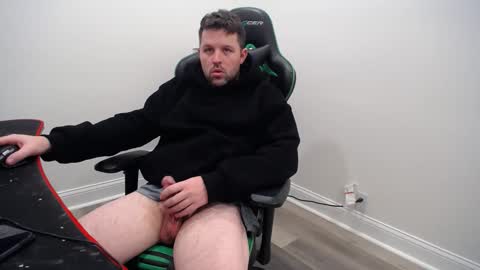 Snapshot of shroomhead5 chatting on January 25, 1:10 am shroom online show from January 25, 1:10 am