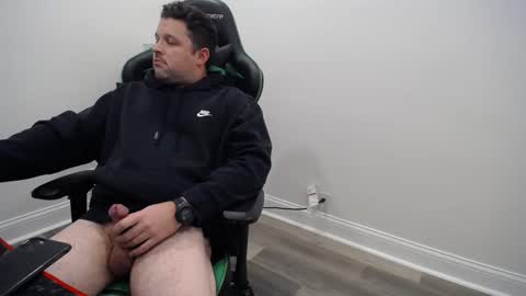 Snapshot of shroomhead5 chatting on February 3, 9:50 pm shroom online show from February 3, 9:50 pm