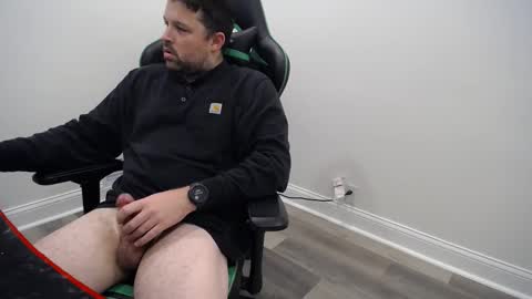 Snapshot of shroomhead5 chatting on February 13, 9:51 am shroom online show from February 13, 9:51 am