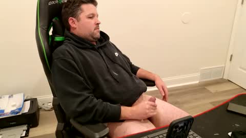 Snapshot of shroomhead5 chatting on December 3, 7:45 pm shroom online show from December 3, 7:45 pm